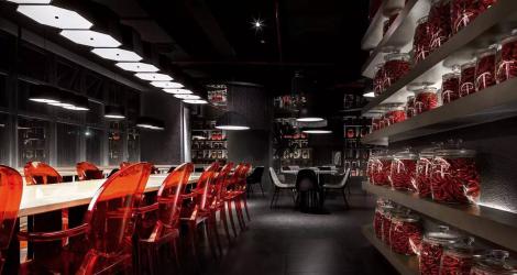 HKIRC醫(yī)療中心，把醫(yī)美中心變成了花園回